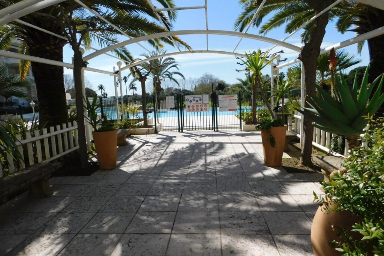 דירות "T2 "Antibes Les Pins 3" Air Conditionned Sea View With Parking And Pool" מראה חיצוני תמונה