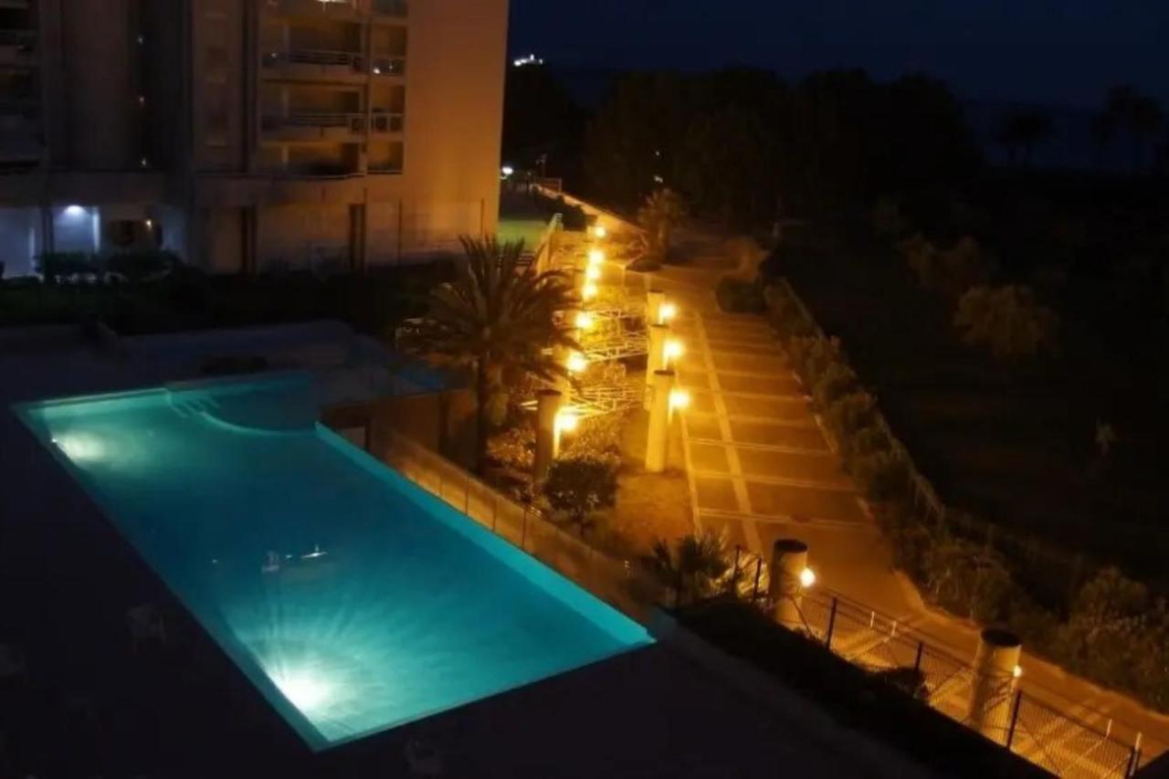 דירות "T2 "Antibes Les Pins 3" Air Conditionned Sea View With Parking And Pool" מראה חיצוני תמונה