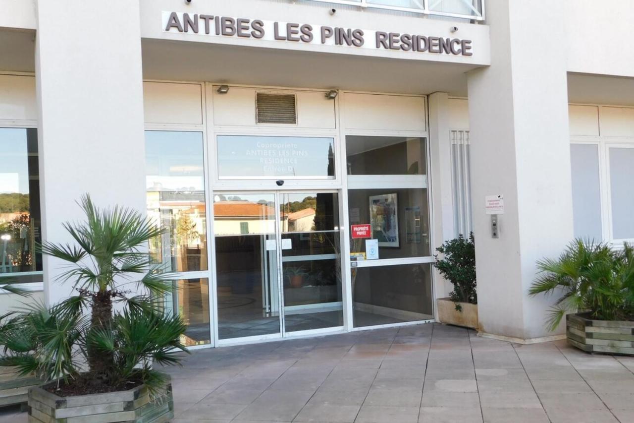 דירות "T2 "Antibes Les Pins 3" Air Conditionned Sea View With Parking And Pool" מראה חיצוני תמונה