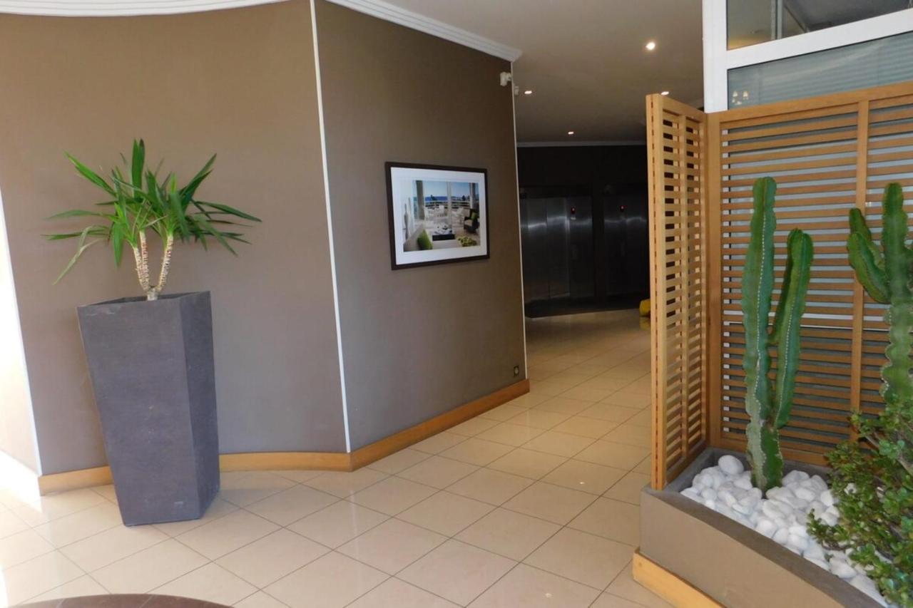 דירות "T2 "Antibes Les Pins 3" Air Conditionned Sea View With Parking And Pool" מראה חיצוני תמונה
